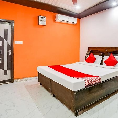 Oyo 70288 Happy Dhaba Hotel Sonipat Exterior foto