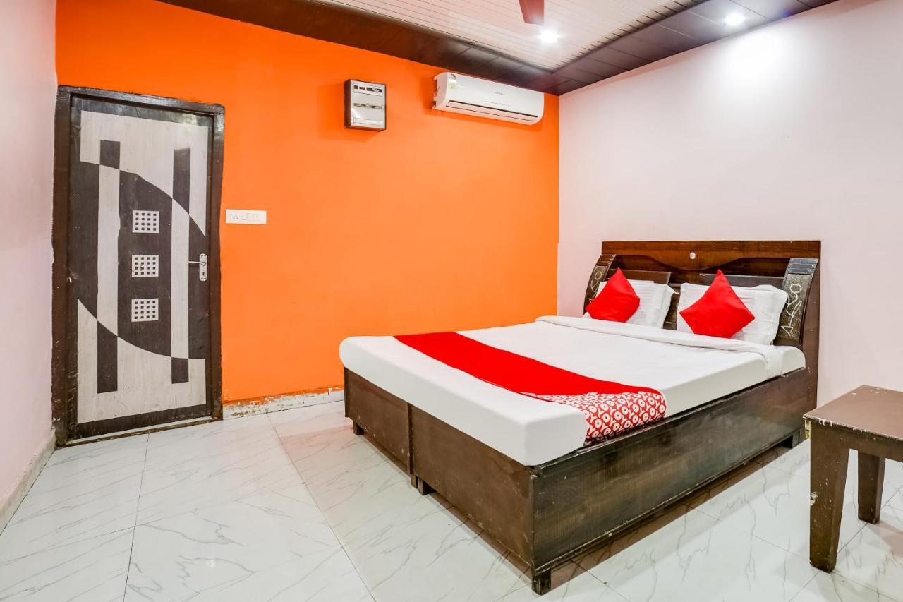Oyo 70288 Happy Dhaba Hotel Sonipat Exterior foto