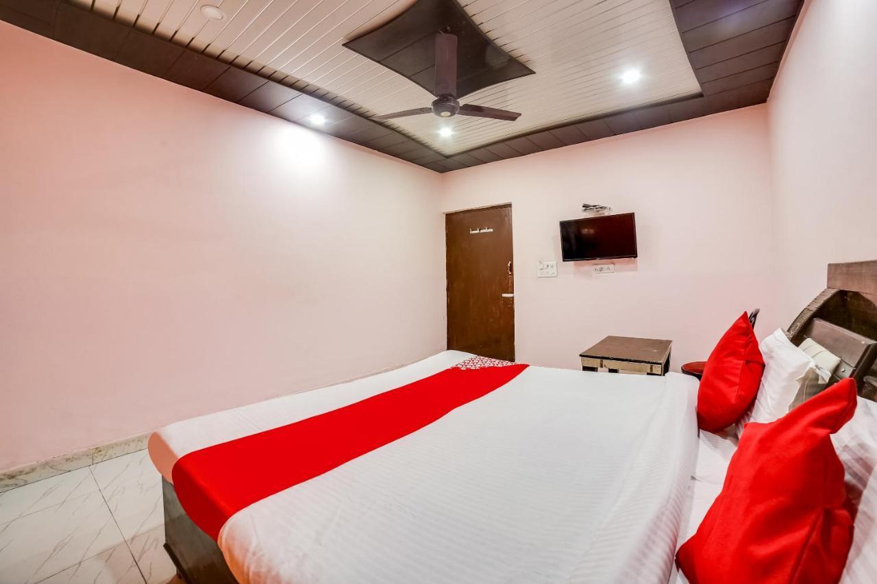 Oyo 70288 Happy Dhaba Hotel Sonipat Exterior foto