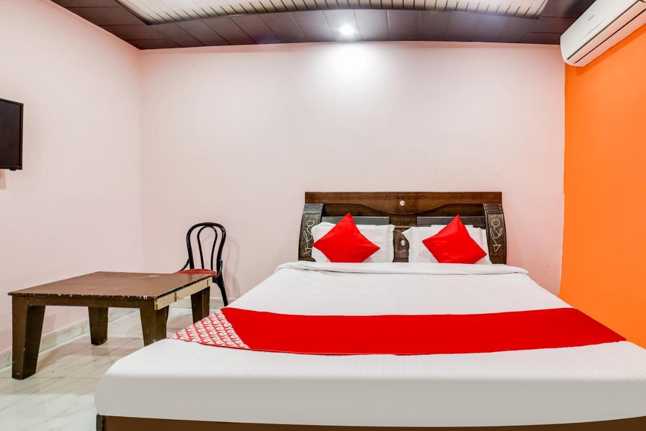 Oyo 70288 Happy Dhaba Hotel Sonipat Exterior foto